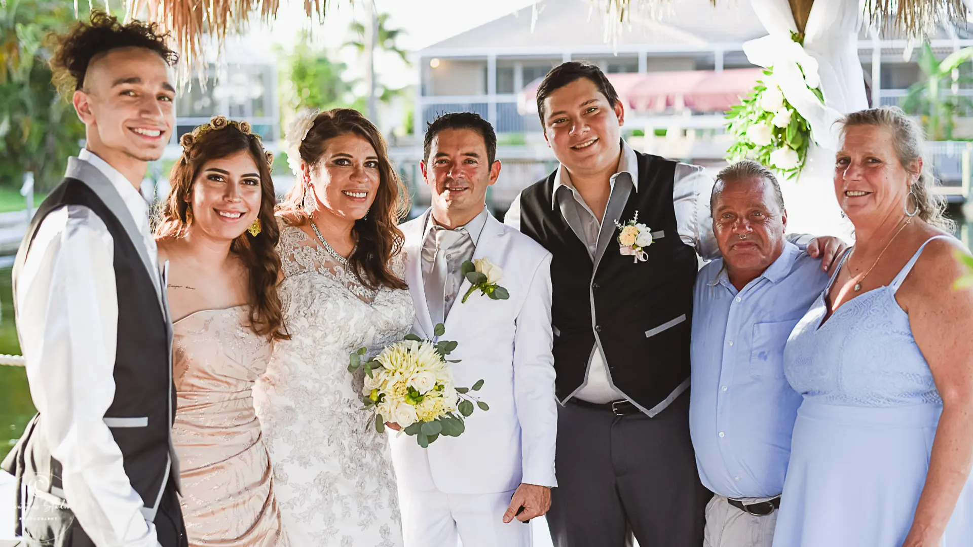Hochzeit während COVID 19 in Florida Gruppenbild 